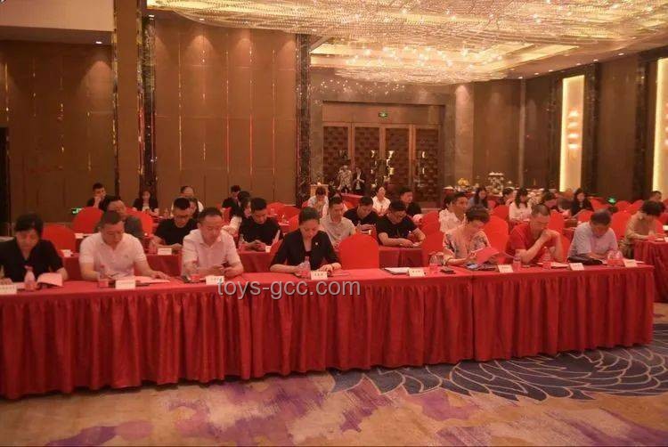 小伙亚硝酸盐中毒事件背后的行业洞察：食品安全与化学品管理